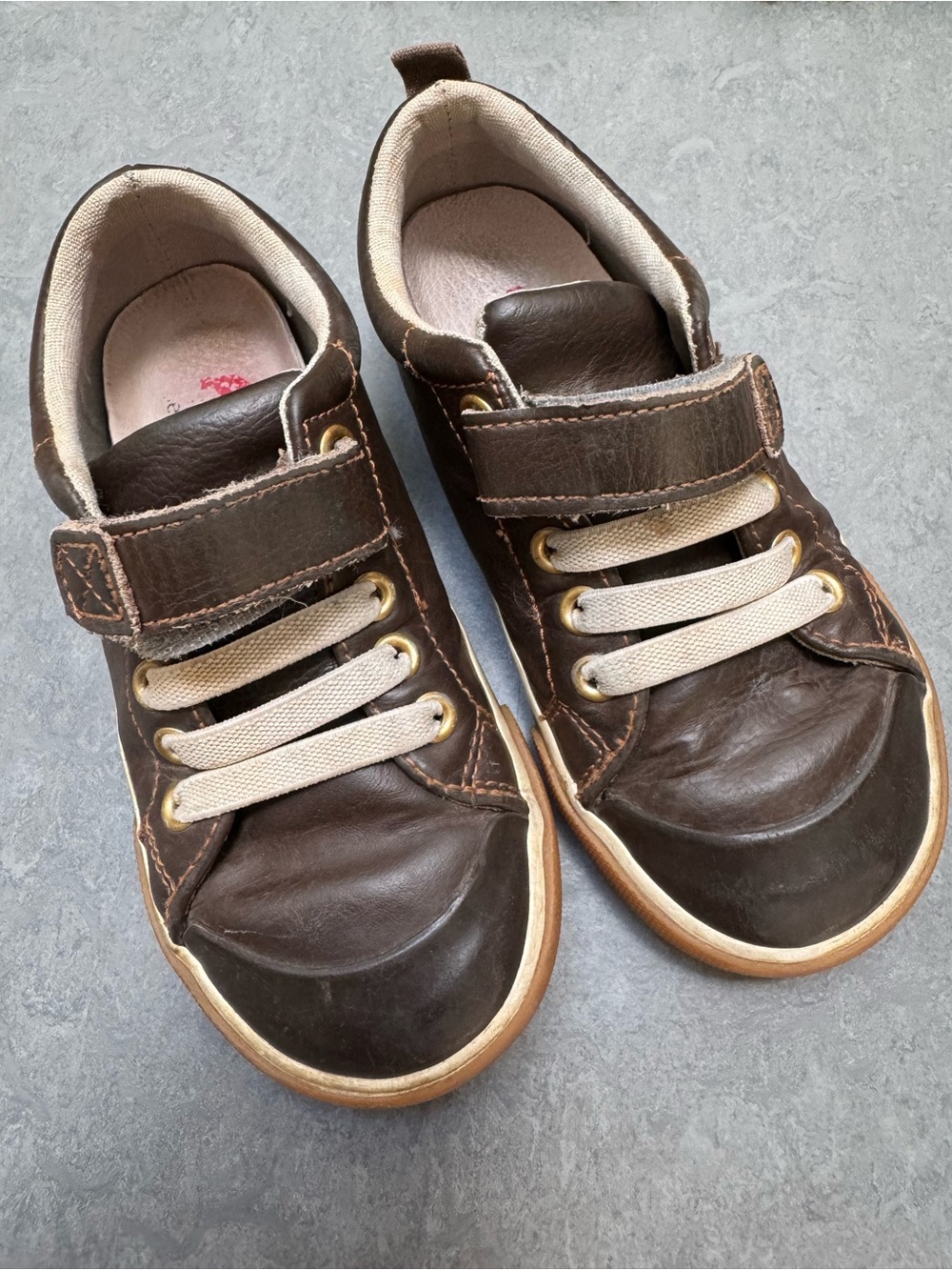 See Kai Run Stevie Leather Sneakers • Size 11½ C